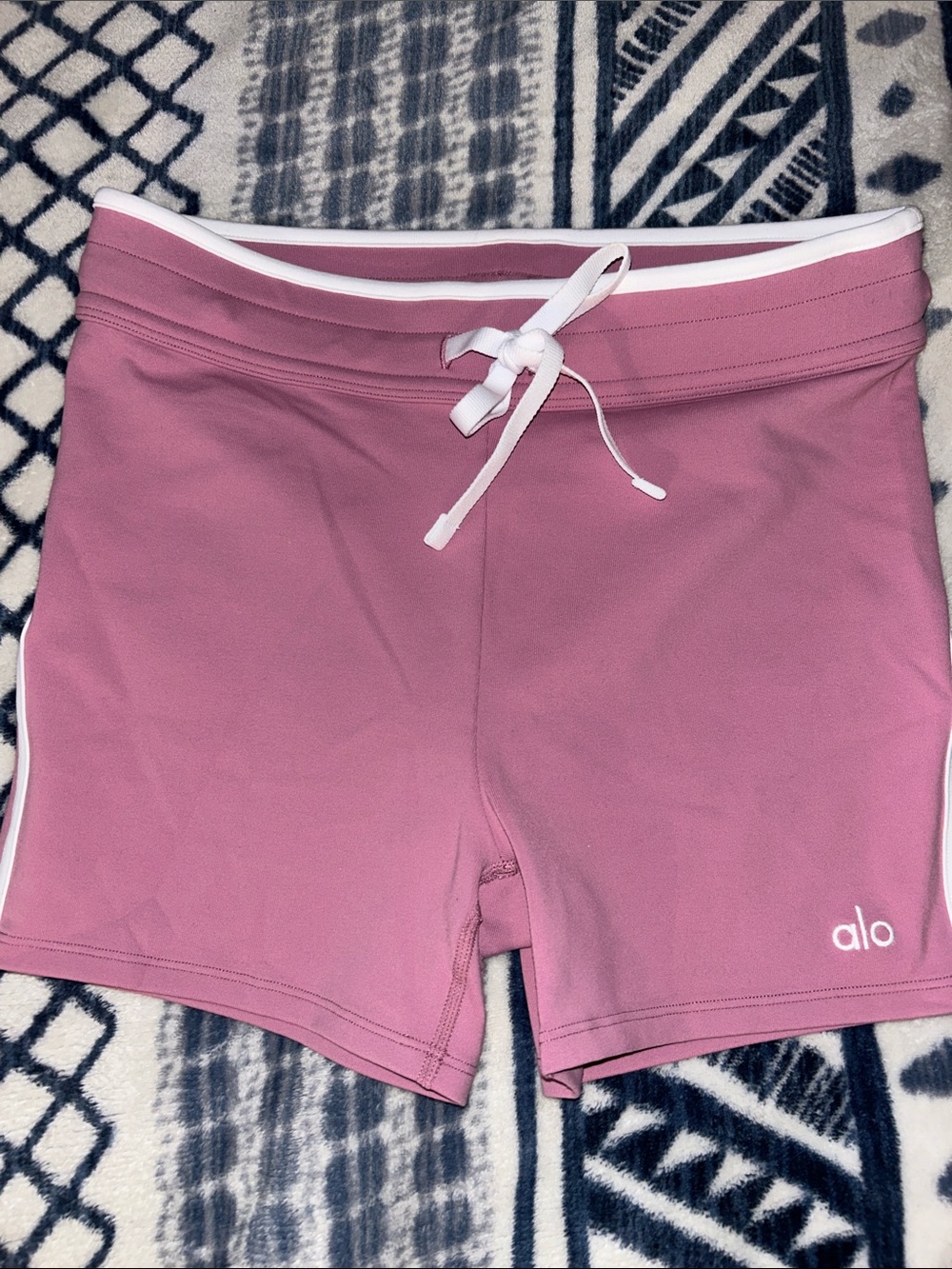ALO Yoga Dusty Rose Drawstring Athletic Shorts